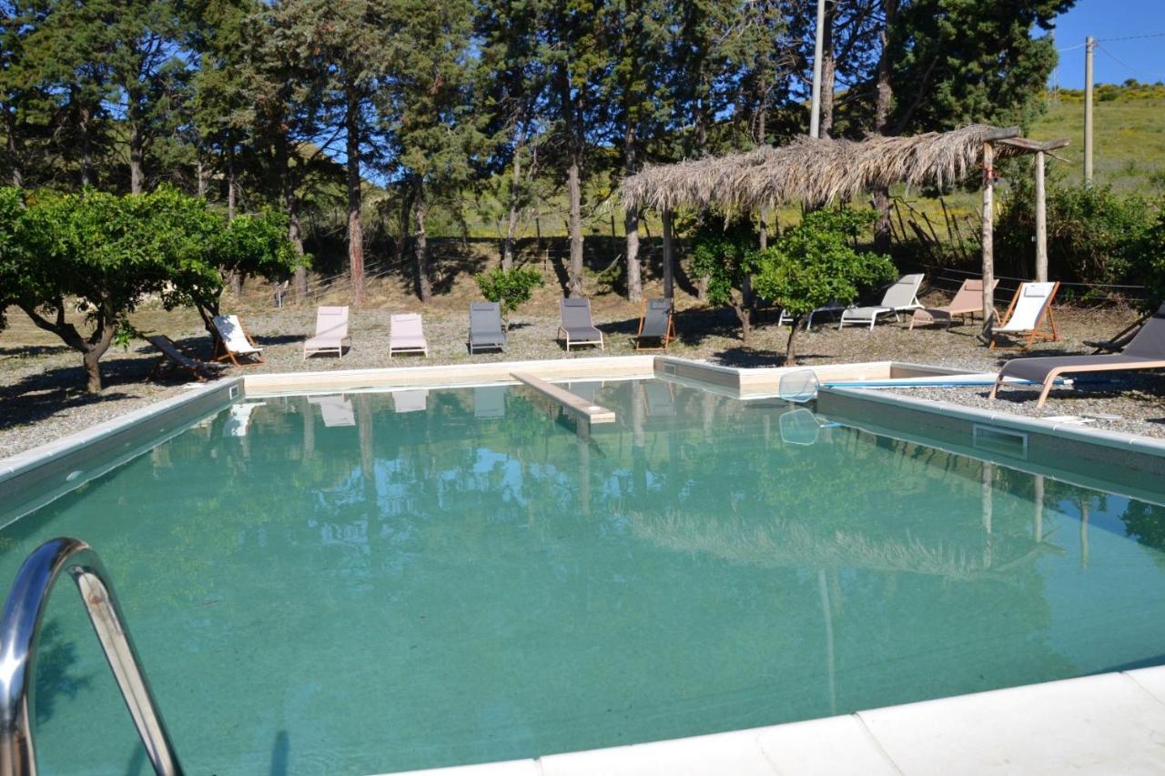 Villa La Cucullera กาตันซาโร ภายนอก รูปภาพ