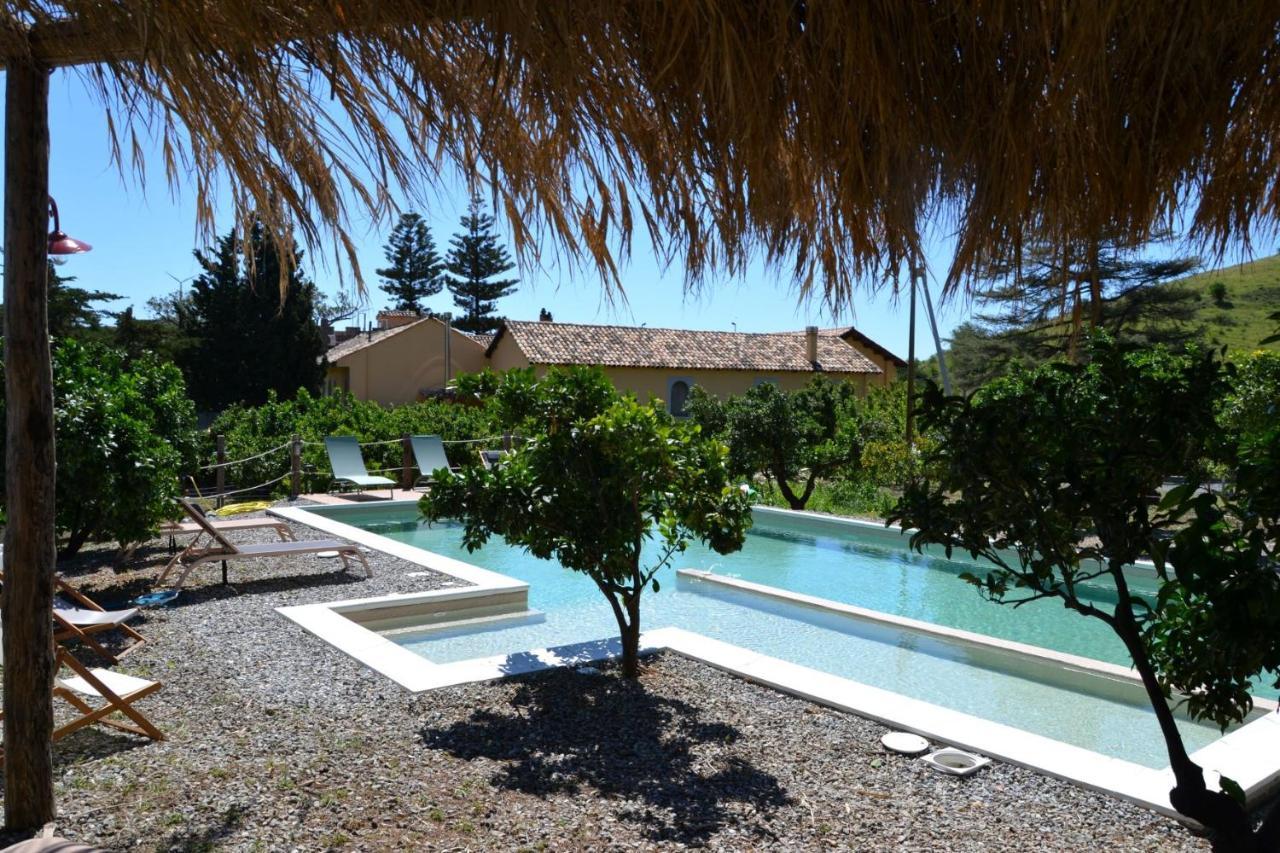Villa La Cucullera กาตันซาโร ภายนอก รูปภาพ